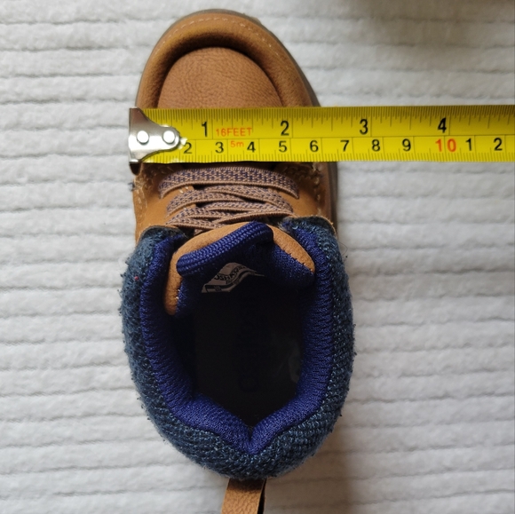 OshKosh B'gosh Toddler Size 6M Hiking Boots Doom Brown - Picture 8 of 8